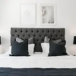 Apartment Ivy - Scandinavian In Nueva Andalucia *
