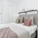 Ivy - Scandinavian In Nueva Andalucia Apartment *