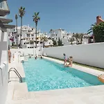 Ivy - Scandinavian In Nueva Andalucia *