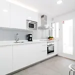 Apartment Ivy - Scandinavian In Nueva Andalucia *