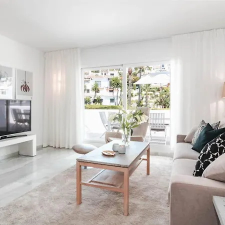 Ivy - Scandinavian In Nueva Andalucia Marbella
