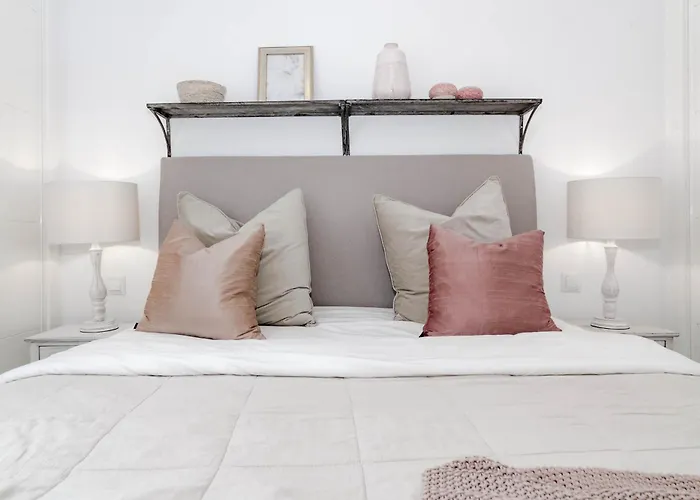 Ivy - Scandinavian In Nueva Andalucia Apartament *