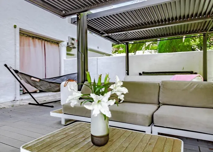 Ivy - Scandinavian In Nueva Andalucia